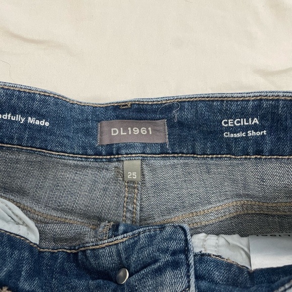 DL1961 Cecilia Shorts Size 25 - Picture 2 of 4